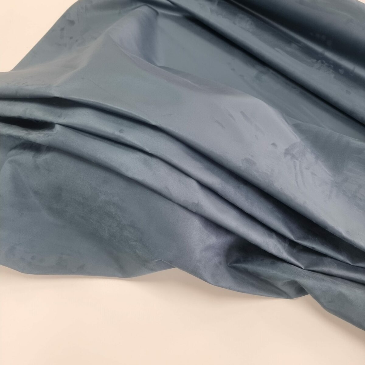 Fuskskinn Alcantara Mississippi dimblå fg 17