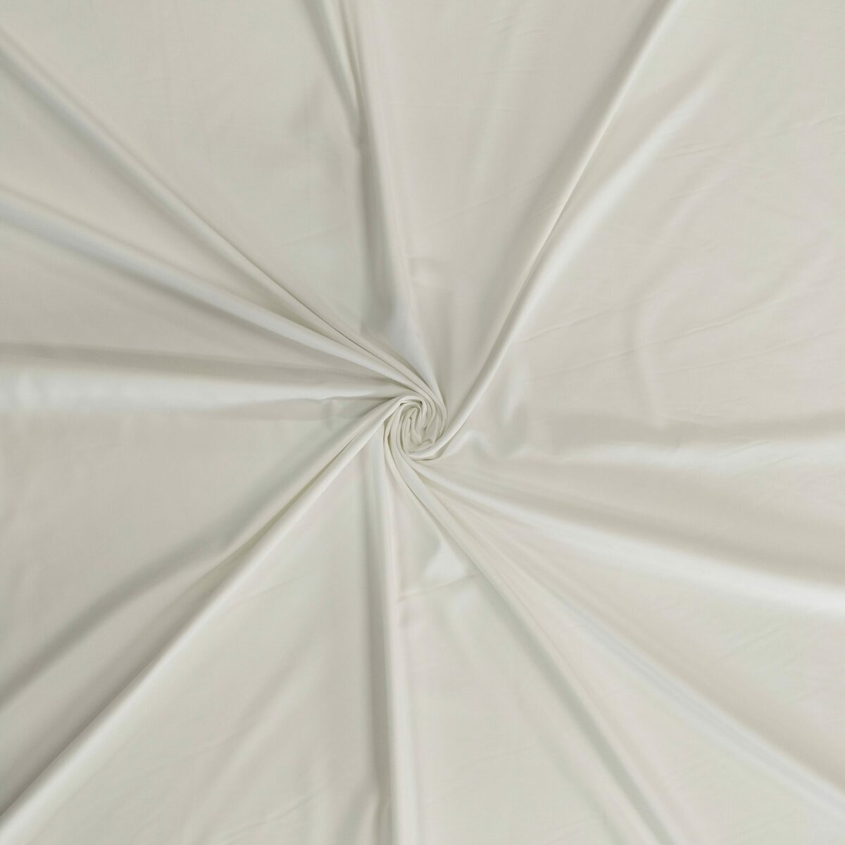 Peachskin 280 cm vit fg 010