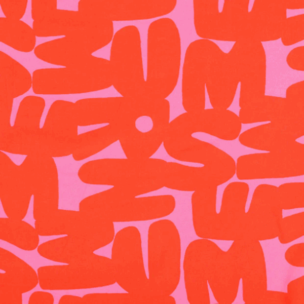 Viskospoplin Bokstäver röd/rosa fg 12