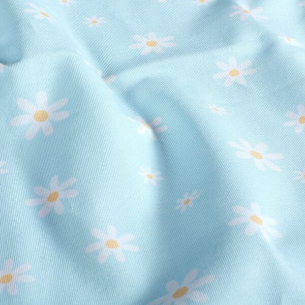 Bomullstrikå Daisy days ljusblå fg 002