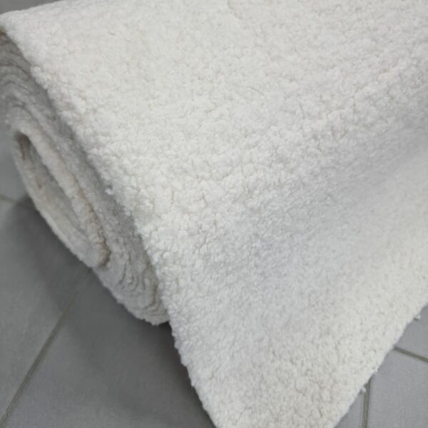 MÖBELTYG FÅRPÄLS OFFWHITE