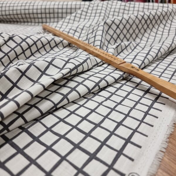 Inredningstyg Ruta svart